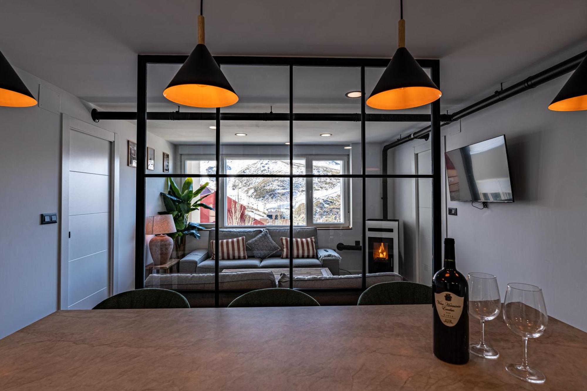 Luxury Refurnished Apartment With Private Parking Close To Ski Slopes Sierra Nevada Exterior photo